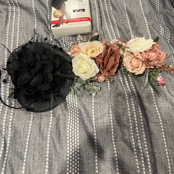 Complete dress ensemble. - Picture 4 of 8